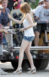 Lindsay Lohan feet photo thumbnail