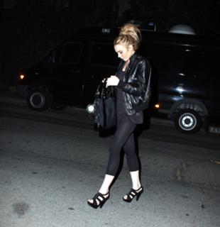 Lindsay Lohan feet photo thumbnail