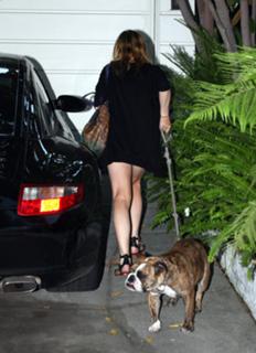 Lindsay Lohan feet photo thumbnail