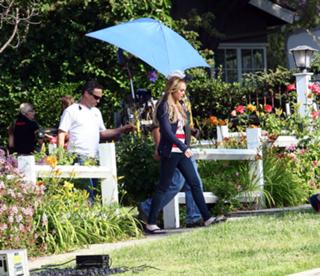 Lindsay Lohan feet photo thumbnail