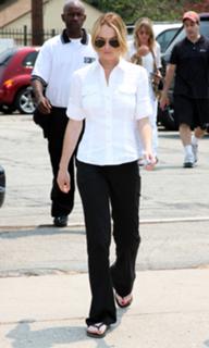 Lindsay Lohan feet photo thumbnail