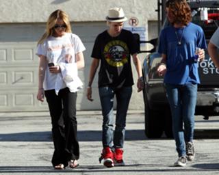 Lindsay Lohan feet photo thumbnail