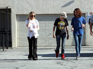 Lindsay Lohan feet photo thumbnail