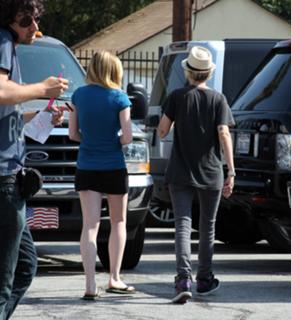 Lindsay Lohan feet photo thumbnail