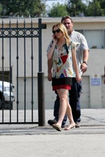 Lindsay Lohan feet photo thumbnail