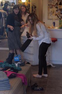 Lindsay Lohan feet photo thumbnail