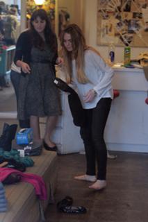 Lindsay Lohan feet photo thumbnail