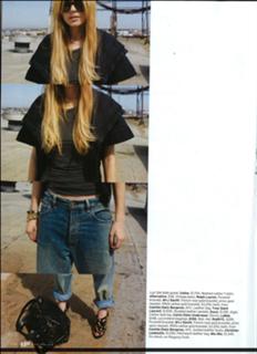 Lindsay Lohan feet photo thumbnail