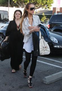 Lindsay Lohan feet photo thumbnail