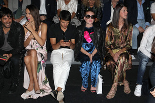 Lindsay Lohan feet photo thumbnail