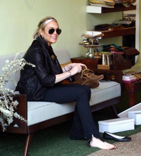 Lindsay Lohan feet photo thumbnail