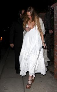 Lindsay Lohan feet photo thumbnail