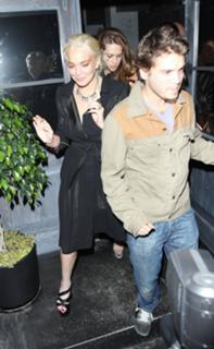 Lindsay Lohan feet photo thumbnail