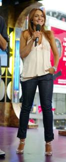 Lindsay Lohan feet photo thumbnail