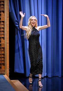 Lindsay Lohan feet photo thumbnail