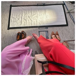 Lindsay Lohan feet photo thumbnail