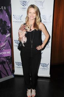 Lindsay Pulsipher feet photo 3