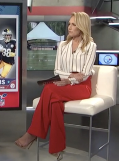 Lindsay Rhodes feet photo 5