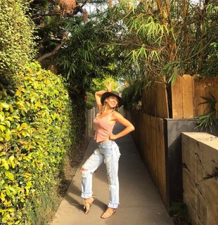Lindsay Sawyer feet photo 4