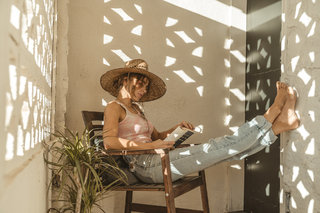 Lindsay Sawyer feet photo 19