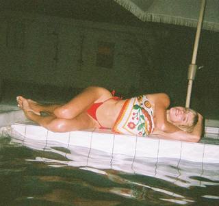 Lindsay Sawyer feet photo 10