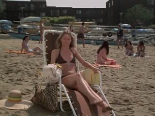 Lindsay Wagner feet photo thumbnail