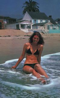 Lindsay Wagner feet photo thumbnail