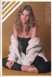 Lindsay Wagner feet photo thumbnail