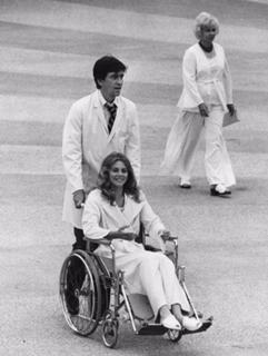 Lindsay Wagner feet photo thumbnail