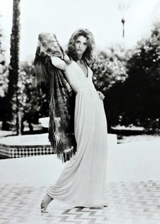 Lindsay Wagner feet photo thumbnail