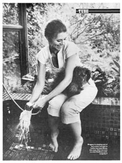 Lindsay Wagner feet photo thumbnail