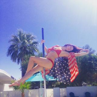 Lindsey McKeon feet photo 2