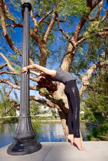 Lindsey McKeon feet photo 9