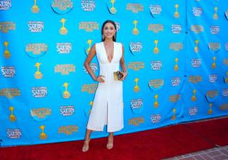 Lindsey Morgan feet photo thumbnail