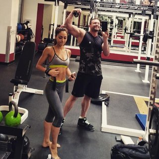 Lindsey Morgan feet photo thumbnail