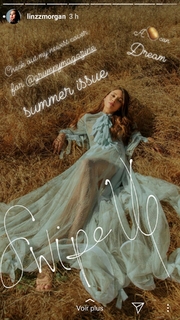 Lindsey Morgan feet photo thumbnail