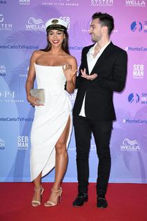 Lindsey Morgan feet photo thumbnail