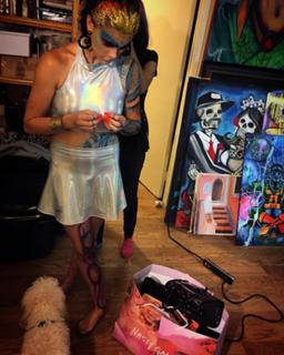 Lindsey Shaw feet photo thumbnail