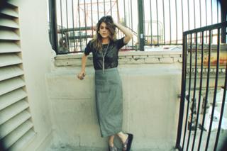 Lindsey Shaw feet photo thumbnail