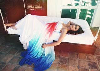 Lindsey Shaw feet photo thumbnail