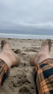 Lindsey Shaw feet photo thumbnail