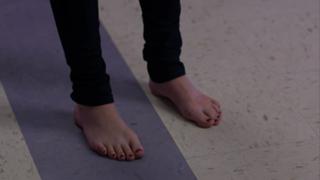 Lindsey Shaw feet photo thumbnail