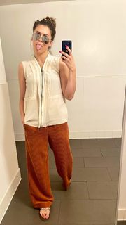 Lindsey Shaw feet photo thumbnail