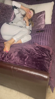 Lindsey Shaw feet photo thumbnail