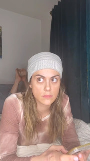 Lindsey Shaw feet photo thumbnail