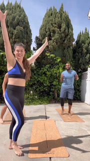 Lindsey Shaw feet photo thumbnail