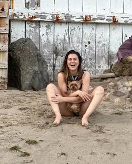 Lindsey Shaw feet photo thumbnail