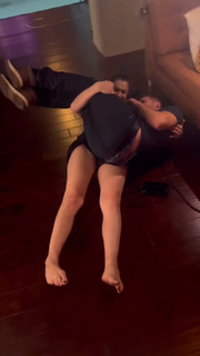 Lindsey Shaw feet photo thumbnail