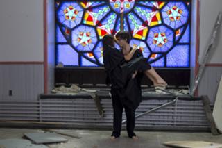 Lindsey Shaw feet photo thumbnail