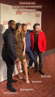 Lindsey Shaw feet photo thumbnail